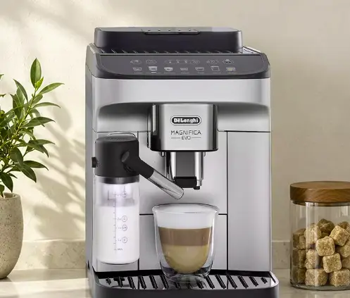 Gagnez une machine à espresso et cappuccino automatique De'Longhi Magnifica Evo